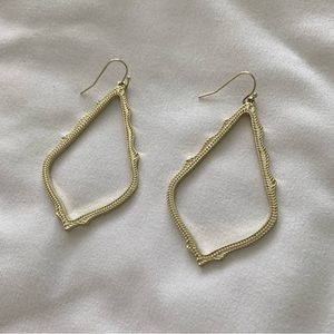 Kendra Scott Sophee Drop Earrings in Gold